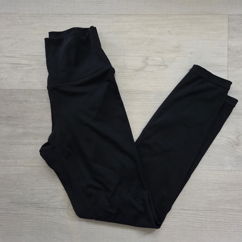 Quince Black Performance Leggings